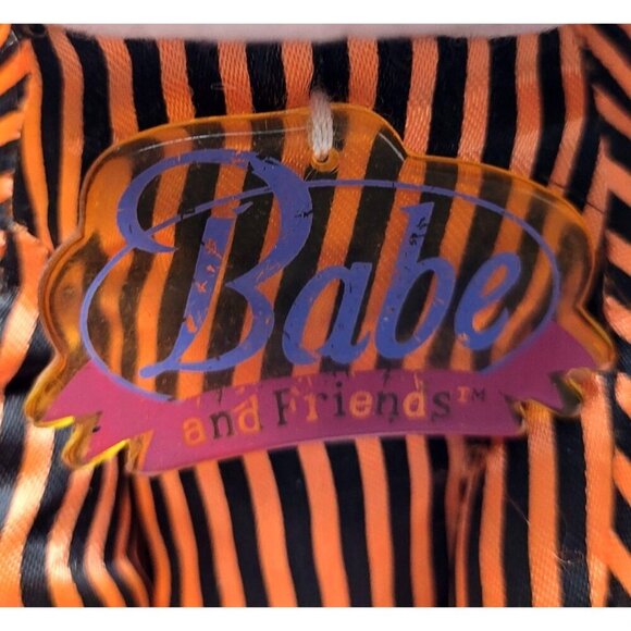 Toy Factory Pig BABE 8" Orange Black Halloween Neck-Tag Stuffed Universal 1995 - Picture 7 of 10